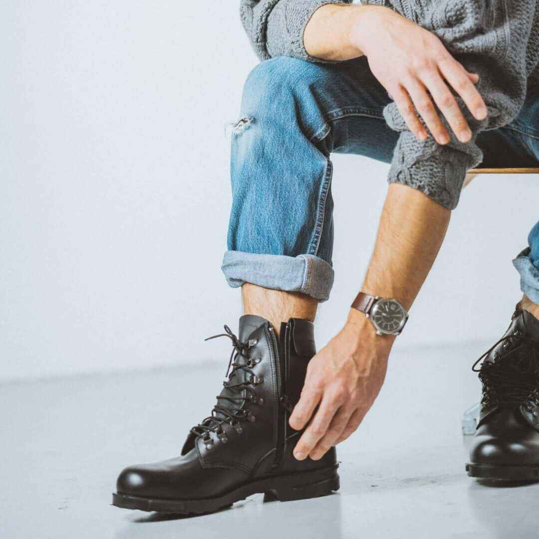 Samelin Pilot Boots: Zipper or No Zipper? Here's What You Need to Know - Daily Nomad