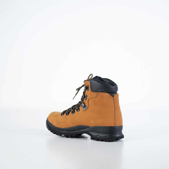 5531 Sella Hiking Boots – Waterproof Leather Vibram Hiking Boots - Daily Nomad