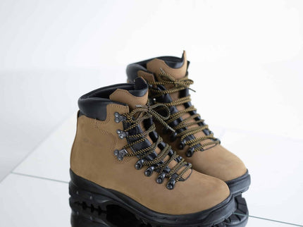 5531 Tundra Hiking Boots – Waterproof Nubuck Leather Vibram Hiking Boots - Daily Nomad