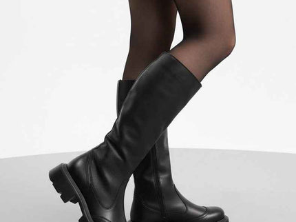 {{ product.title }} | Daily Nomad EU — Sustainable {{ product.type }}