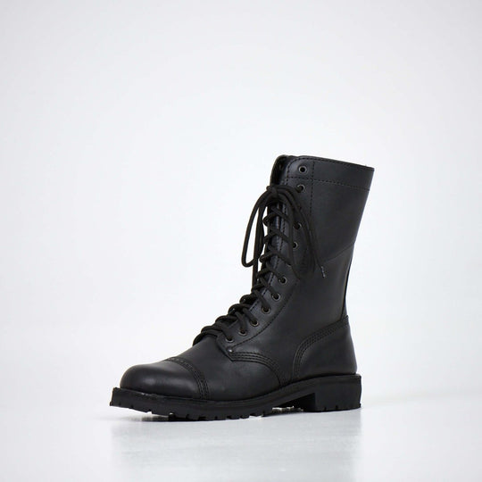 AIPI 2.2 triple-stitched leather boots in black – product view 1