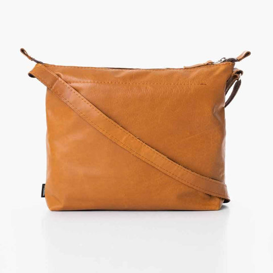 Trendbag Anet L caramel upcycled leather shoulder bag
