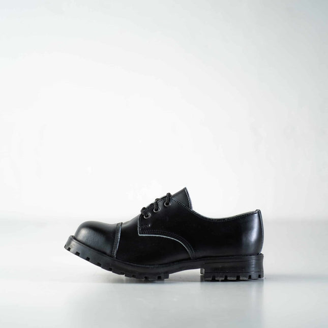 Black Widgets – Unisex Leather Shoes Made in Estonia - Daily Nomad