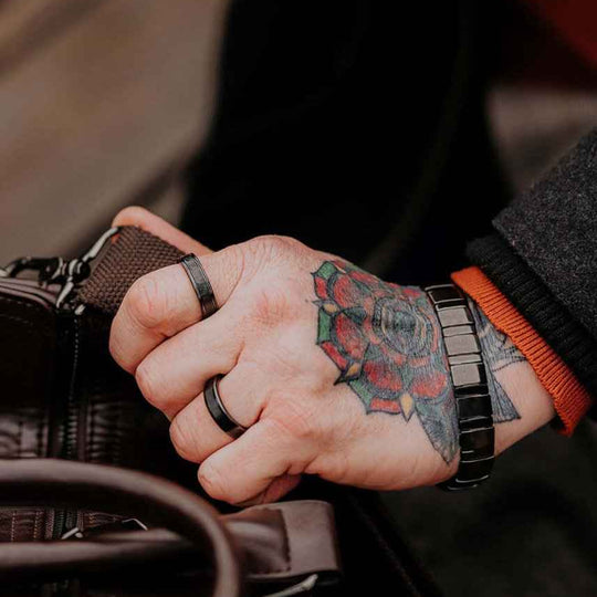 Bonard black ceramic bracelet worn on a man’s wrist