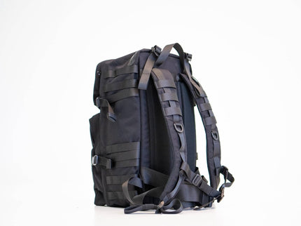 {{ product.title }} | Daily Nomad EU — Sustainable {{ product.type }}