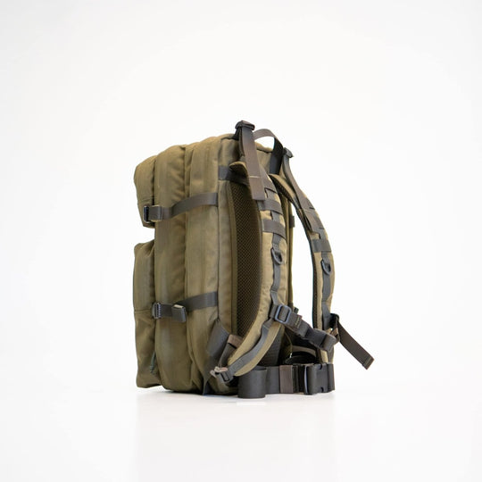 Galvi-Linda 063 35L patrol backpack in military green – product view 2