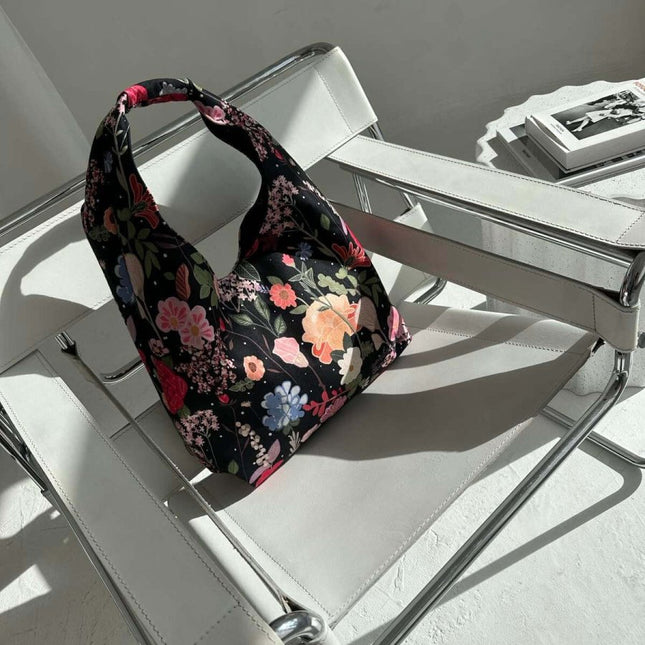 Garbanota – Moon Handbag (One - Size, Machine Washable) - Curly Summer Night - Daily Nomad