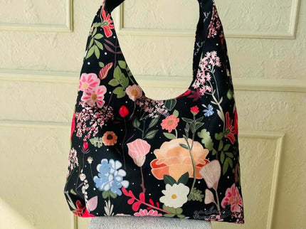 Garbanota – Moon Handbag (One - Size, Machine Washable) - Curly Summer Night - Daily Nomad