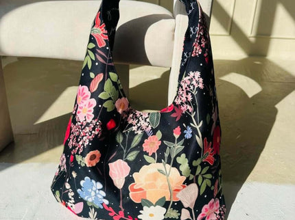 Garbanota – Moon Handbag (One - Size, Machine Washable) - Curly Summer Night - Daily Nomad