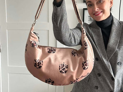 Garbanota – Velour Hobo Bag (Adjustable Strap, Machine Washable) - Brown Leopard Tulips - Daily Nomad