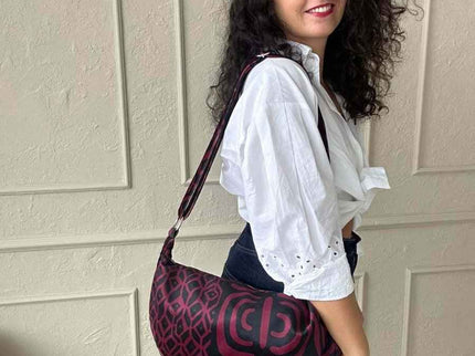 Garbanota – Velour Hobo Bag (Adjustable Strap, Machine Washable) - Burgundy Pattern - Daily Nomad