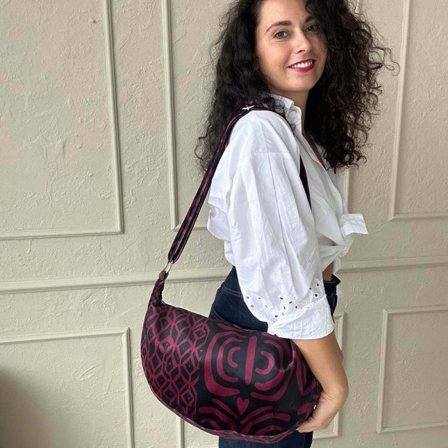 Garbanota – Velour Hobo Bag (Adjustable Strap, Machine Washable) - Burgundy Pattern - Daily Nomad