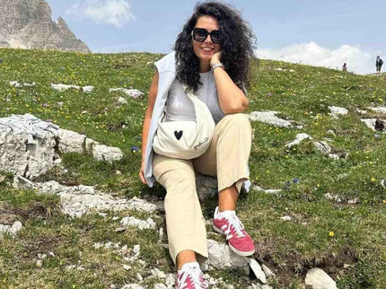 Garbanota – Velour Hobo Bag (Adjustable Strap, Machine Washable) Heart - White - Daily Nomad