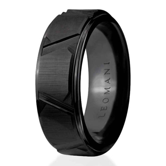 Leomani Tau faceted black ceramic ring product view