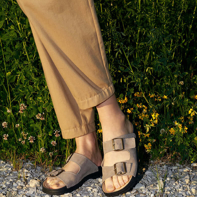 Meeliku – Women’s Leather Sandals with Adjustable Buckles - Grey - Daily Nomad