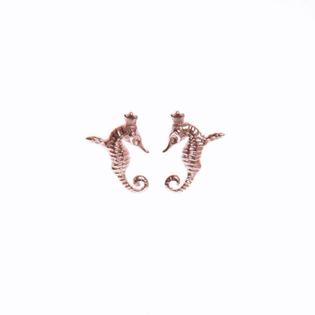 {{ product.title }} — Sustainable {{ product.type }} by Daily Nomad. Ethically made in Europe.