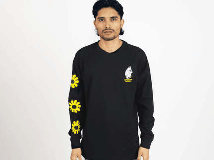 Moomintroll's Flower Longsleeve Shirt With Cuffrib Unisex - Black - Daily Nomad
