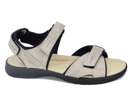 {{ product.title }} — Sustainable {{ product.type }} by Daily Nomad. Ethically made in Europe.