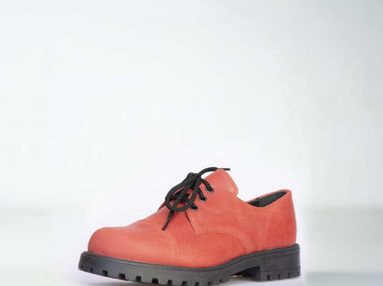 Red Widgets – Unisex Leather Shoes Made in Estonia - Daily Nomad