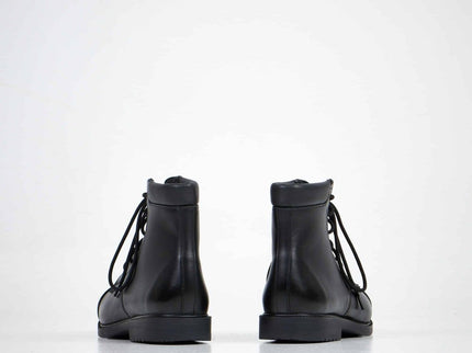 {{ product.title }} | Daily Nomad EU — Sustainable {{ product.type }}