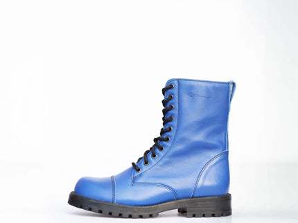 {{ product.title }} — Sustainable {{ product.type }} by Daily Nomad. Ethically made in Europe.