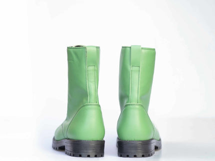 {{ product.title }} — Sustainable {{ product.type }} by Daily Nomad. Ethically made in Europe.