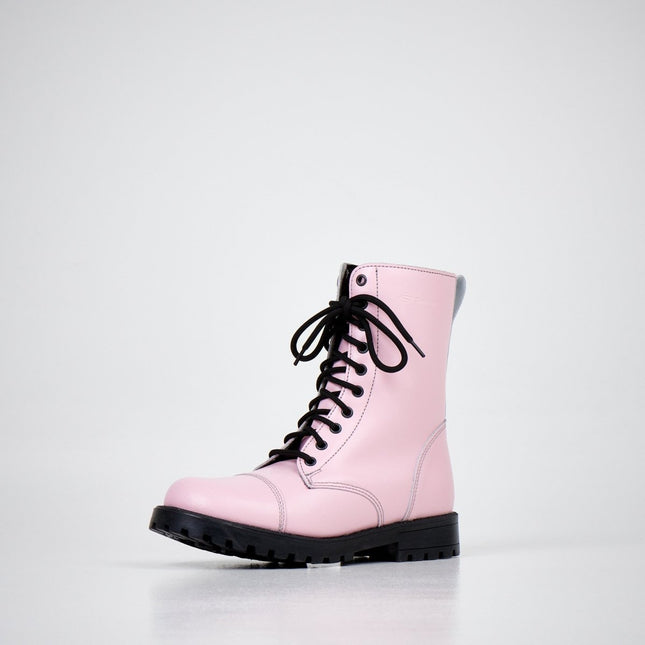 {{ product.title }} — Sustainable {{ product.type }} by Daily Nomad. Ethically made in Europe.