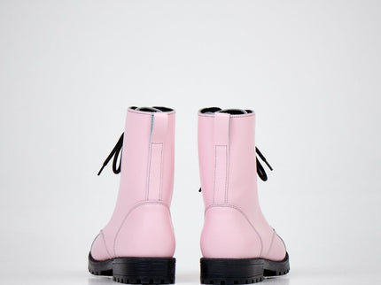 {{ product.title }} — Sustainable {{ product.type }} by Daily Nomad. Ethically made in Europe.