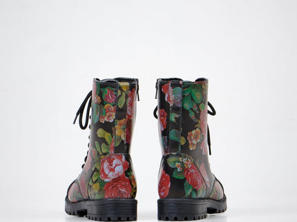{{ product.title }} — Sustainable {{ product.type }} by Daily Nomad. Ethically made in Europe.