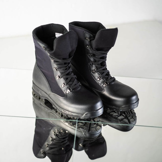 Samelin 598 Black Desert Boots – Handmade with Davos Sole - Daily Nomad