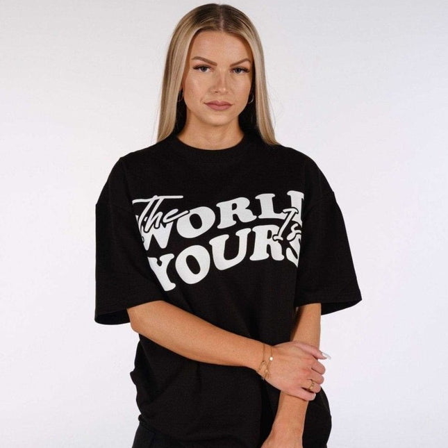 Streetwear T-Shirt The World Is Yours - Black - Daily Nomad