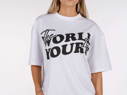 Streetwear T-Shirt The World Is Yours - White - Daily Nomad
