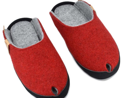 TOKU Brussels Slippers – Handmade Lambswool with Arch Support – Red - Daily Nomad