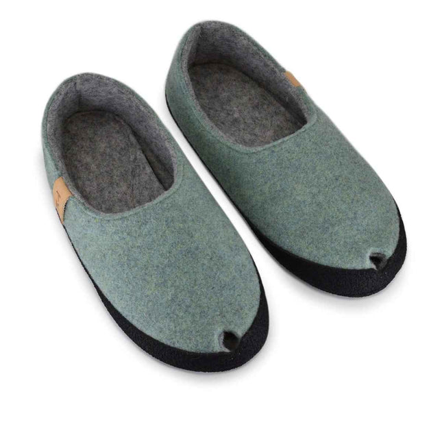 TOKU Budapest Lambswool Slippers – Mint Green, Handmade in Estonia - Daily Nomad