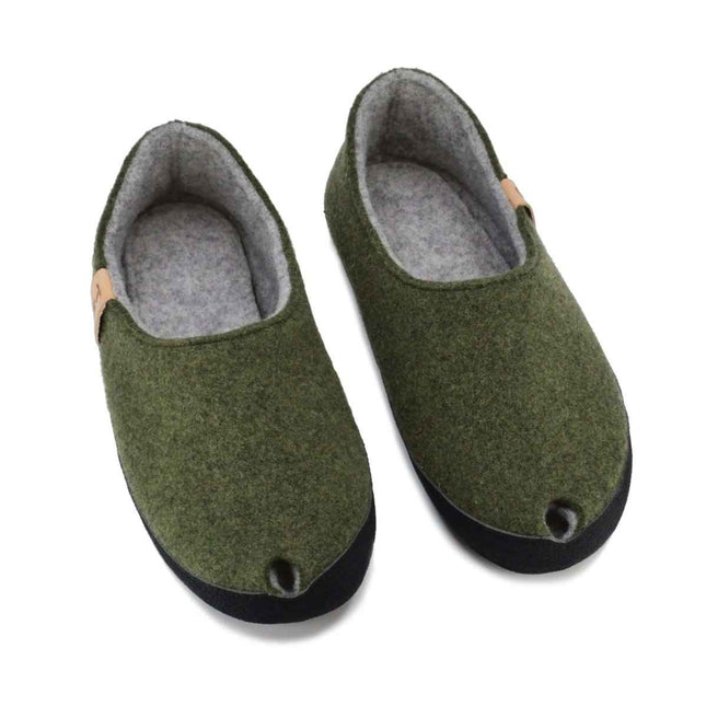 TOKU Budapest Lambswool Slippers – Moss Green, Handmade in Estonia - Daily Nomad