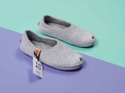 TOKU Budapest Slippers – Lambswool Lined & Handmade – White Felt - Daily Nomad