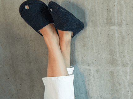 TOKU Budapest Slippers – Lambswool Lined – Natural Grey Felt - Daily Nomad