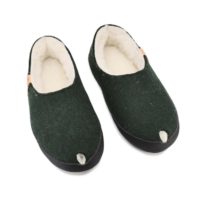 TOKU Budapest Slippers with Lambswool - Dark Green - Daily Nomad
