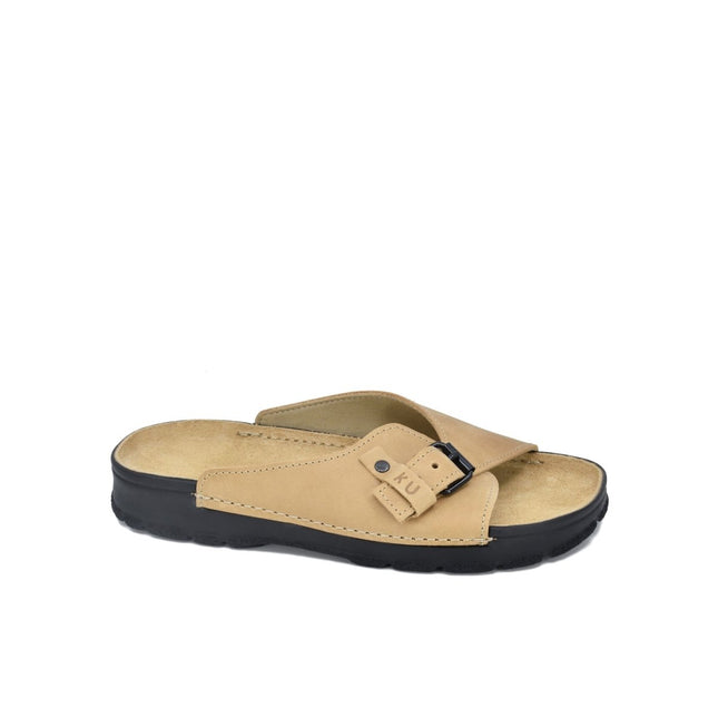 {{ product.title }} — Sustainable {{ product.type }} by Daily Nomad. Ethically made in Europe.