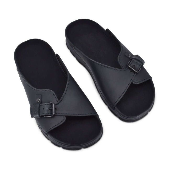 TOKU Rome Black Sandals with minimalist design and buckle, handmade leather for comfort and Mediterranean style.