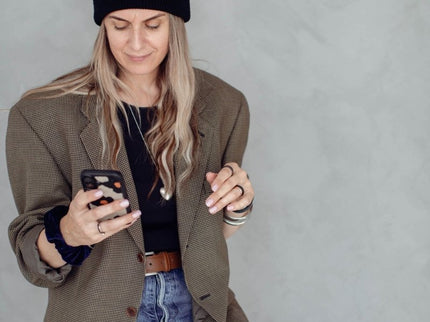Ultra - Soft Beanie With A Giraffe Label - Daily Nomad