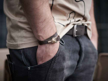 Wolf Leather Bracelet - Bronze Matte - Daily Nomad
